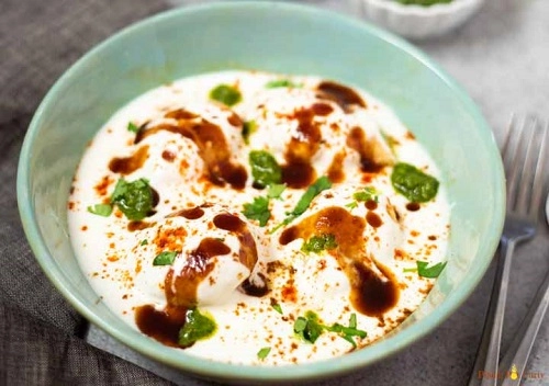 Dahi-Bhalla-Recipe.-Piping-Pot-Curry-2